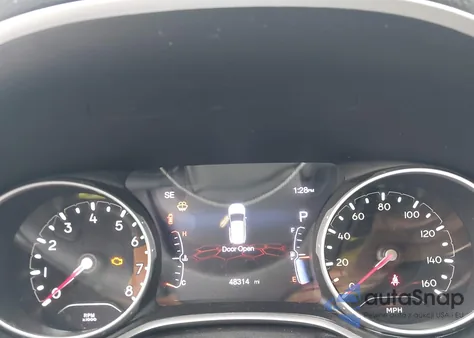 2020 Jeep Compass Limited 4X4 from USA, damaged, VIN 3C4NJDCB1LT233447